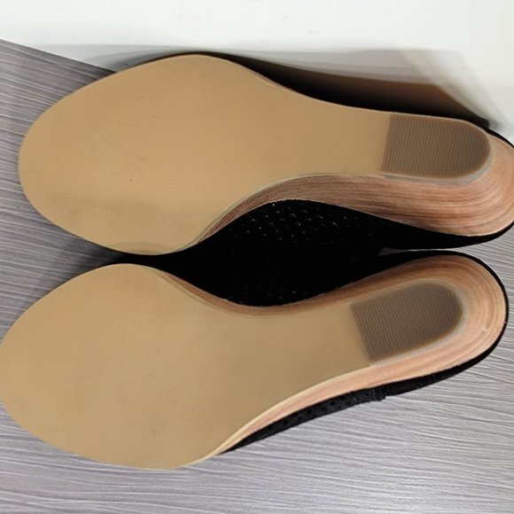 Susina Kinston Peep Toe Perforated Wedge Bootie, Black Suede, Size 9.5 & 10 - Picture 9 of 10